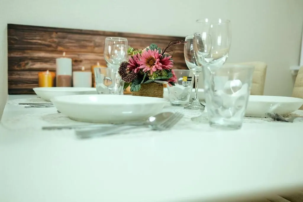 H2H心斎橋ビル Apartamento Osaca Japão